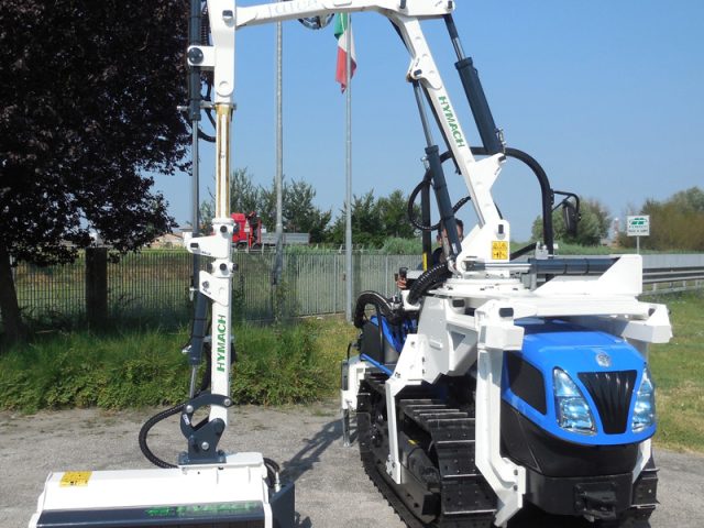 Juice sur les mini-tracteurs à chenilles