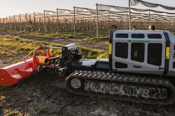 Robot porte-outils automoteur radiocommandé Hymach HERBHY X 75