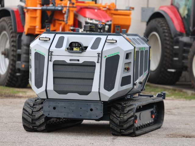 Robot porte-outils automoteur radiocommandé Hymach HERBHY X75 (1)_1200x900